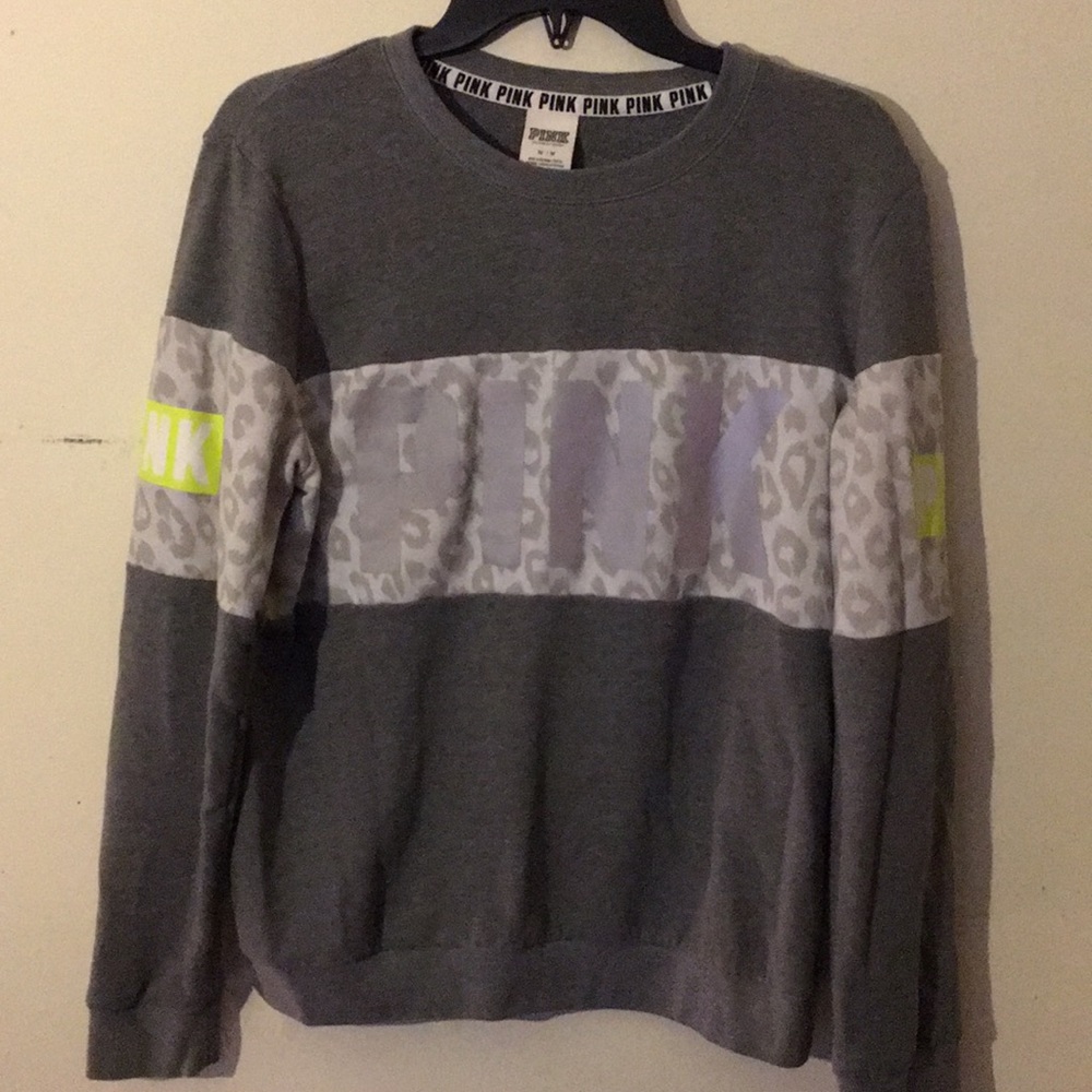 PINK Victoria’s Secret Sweater Size Medium
